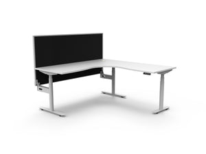 Rapidline Halo Plus electric height adjustable corner workstation on 70mm diameter round columns, E0 rated Natural White top with a white satin powdercoated frame, 900mm black fabric privacy screen. Supplied product image for model H+CNRWS1P1818 NW/WS.