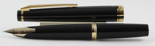 Pilot E95S Fountain Pen Black 14K Gold Medium Nib – view 3