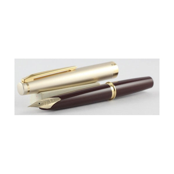 Pilot E95S Fountain Pen Deep Red 14K Gold Fine Nib – view 2