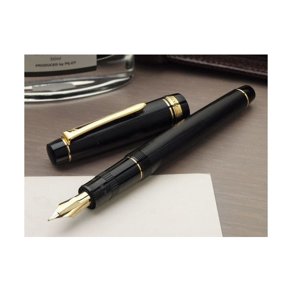 Pilot Justus 95 Fountain Pen Black Stripe Barrel 14K Gold Fine Medium Nib – view 4