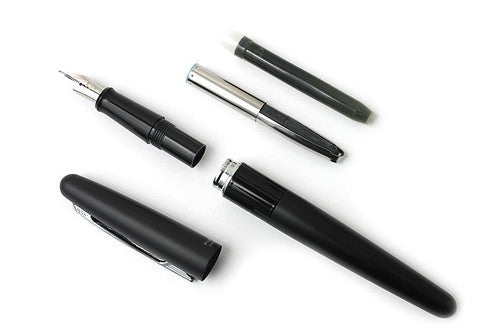 Pilot MR1 Classic Fountain Pen Black Barrel Medium Nib – view 4