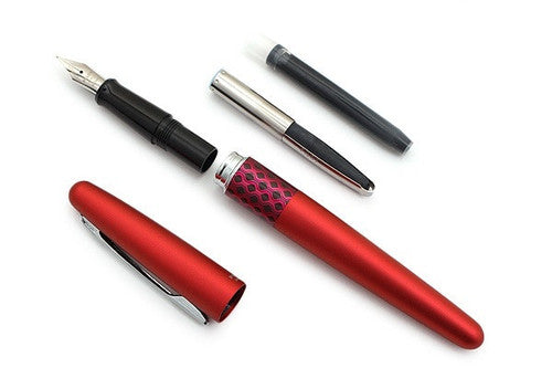 Pilot MR3 Retro Pop Fountain Pen Red Wave Barrel Medium Nib – view 3