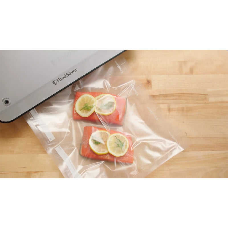 FoodSaver VS2198 vacuum sealer with sealed food